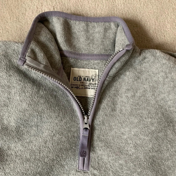 Like NEW Old Navy 1/4 zip jacket pull over fleece gray color size small - Picture 2 of 10
